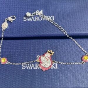 Pop swan iconic Swarovski crystal bracelet mint condition